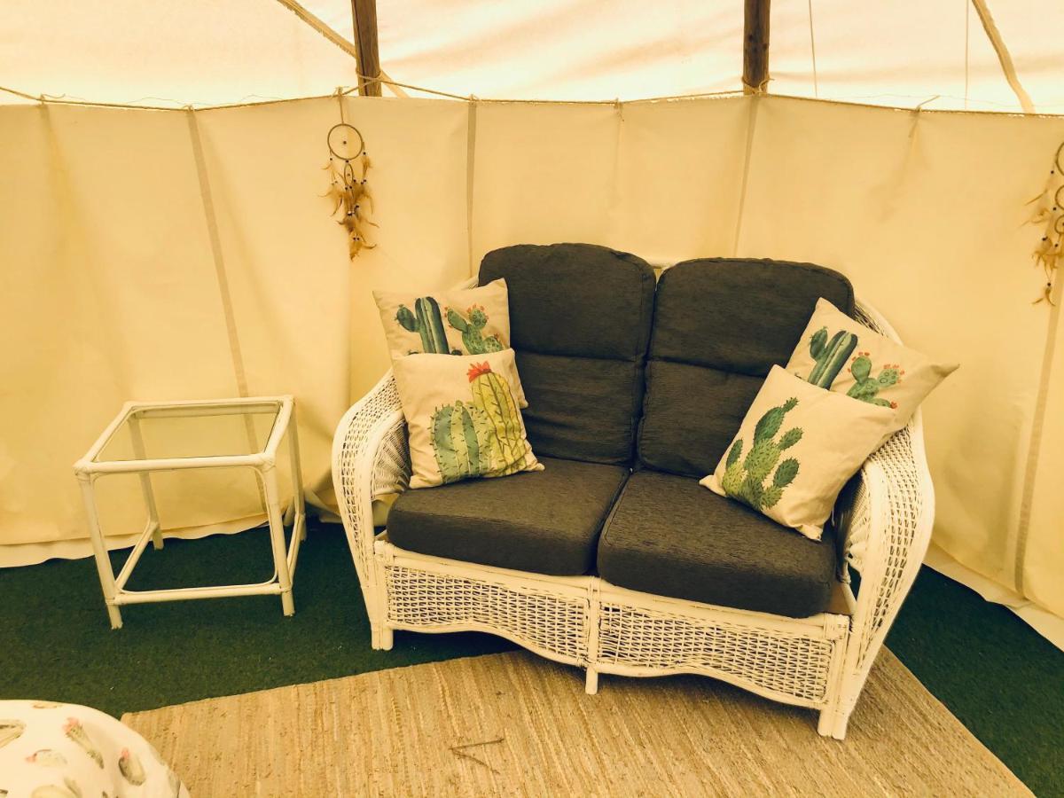 Casa Bella Teepees (Adults Only) Hotel Zujar ภายนอก รูปภาพ