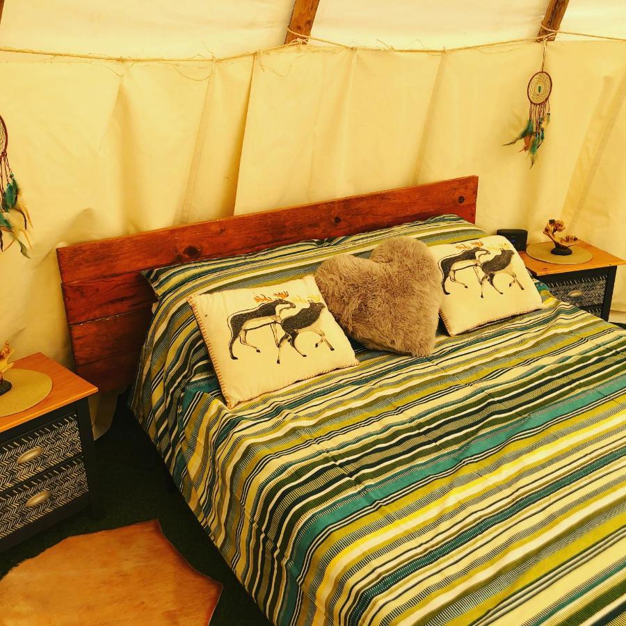 Casa Bella Teepees (Adults Only) Hotel Zujar ภายนอก รูปภาพ